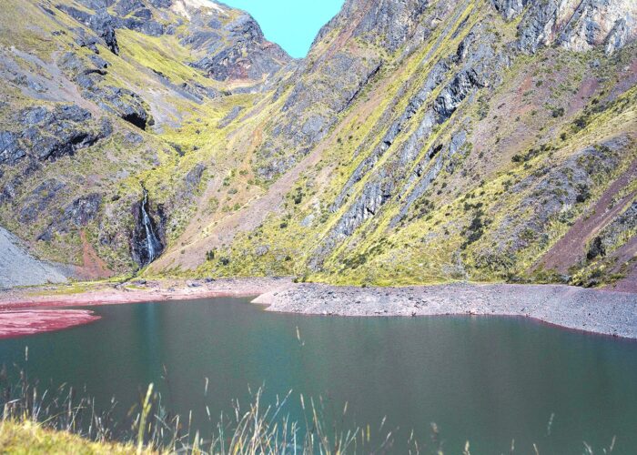 Ancascocha Trek 4 Days