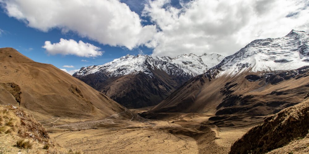 Hike to totora