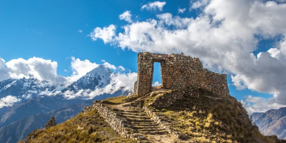 Inca Quarry Trail and inti punku