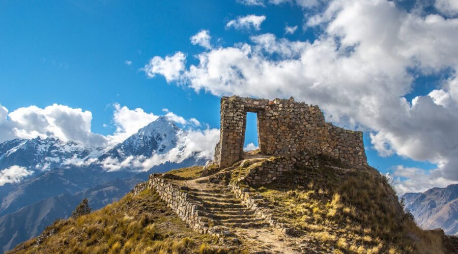 Inca Quarry Trail and inti punku