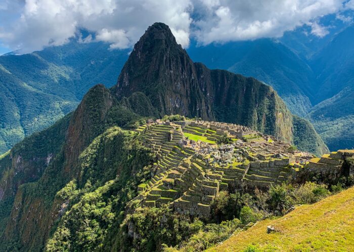 Sacred Valley & Machu Picchu Tour 2 Days-min