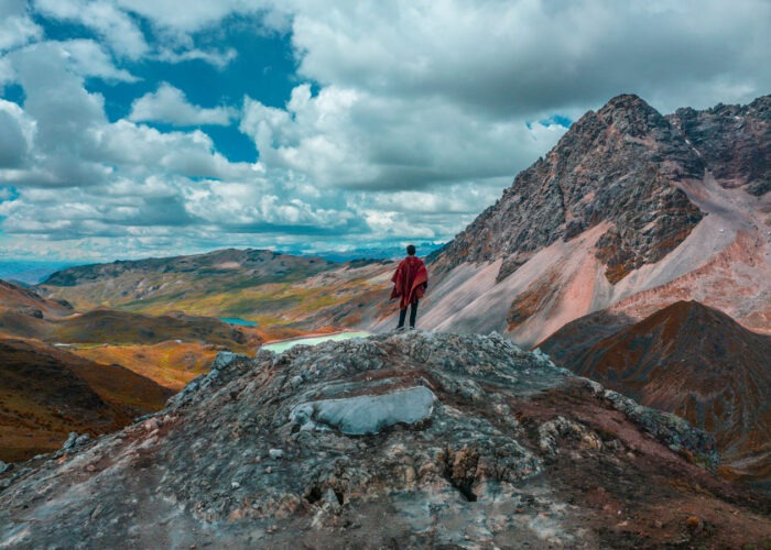 Sibinacocha Lake Trek