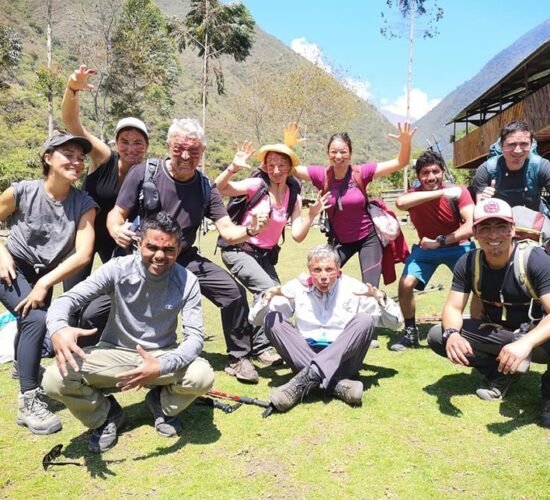 La PlayaThe salkantay trek 4 days is incredible since our passengers always enjoy this walk painted their faces.