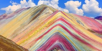 Rainbow Mountain peru