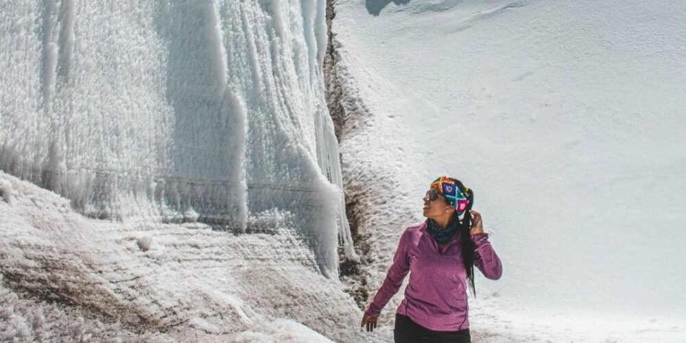 The cold is intense on the largest snowy glacier in Quelccaya.