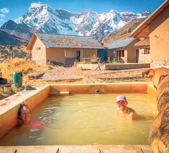 Ausangate upis hot spring