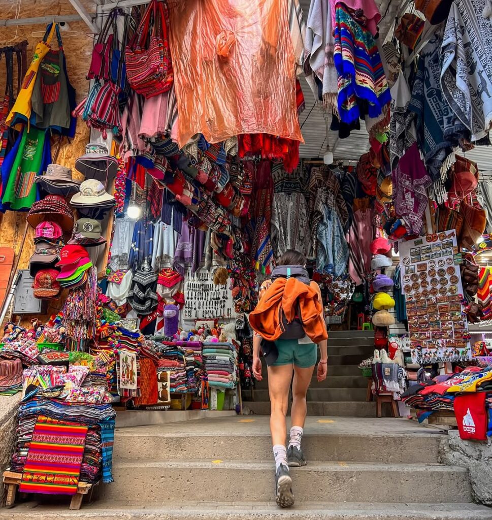 Aguas Calientes Craft Market 