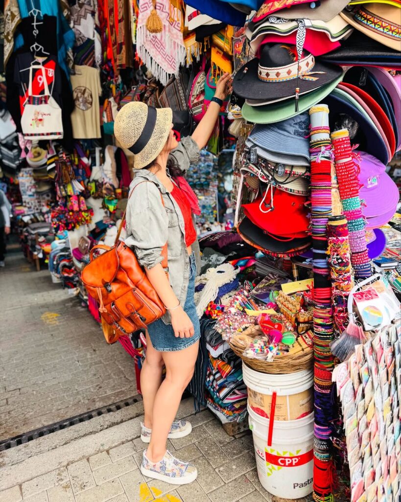 Aguas Calientes Craft Market