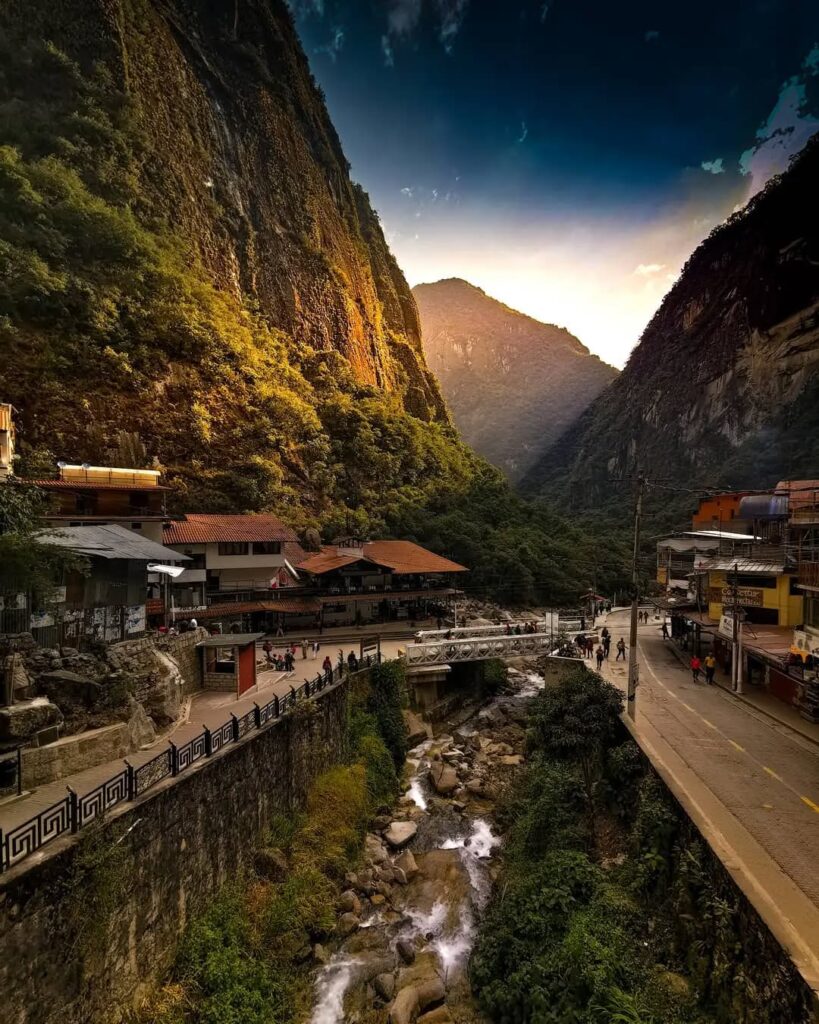 Machu Picchu Pueblo - Aguas Caliente