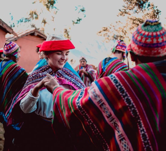 experience small andean villages huchuy qosqo trek