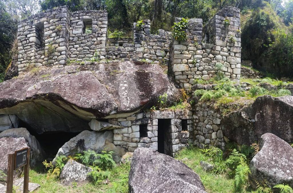 Great Cave – Machu Picchu