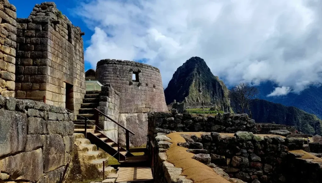 All About Circuit 2 of Machu Picchu 6 Temple of the Sun – Machu Picchu