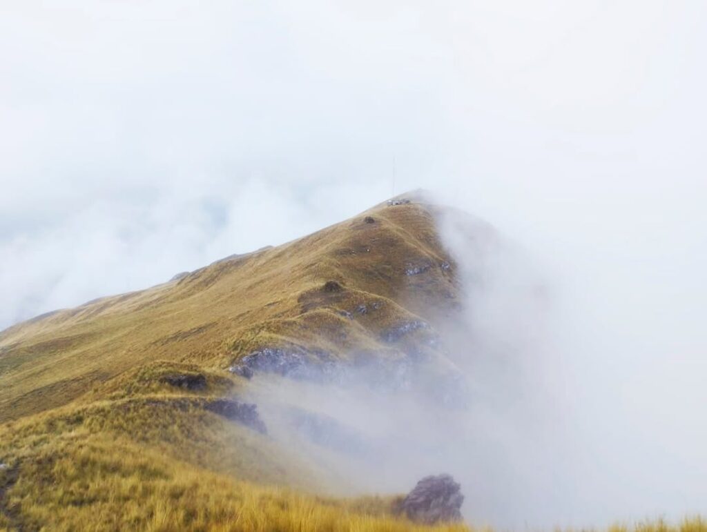 Apus: The Sacred Mountains of Peru 33 Apu Senqa