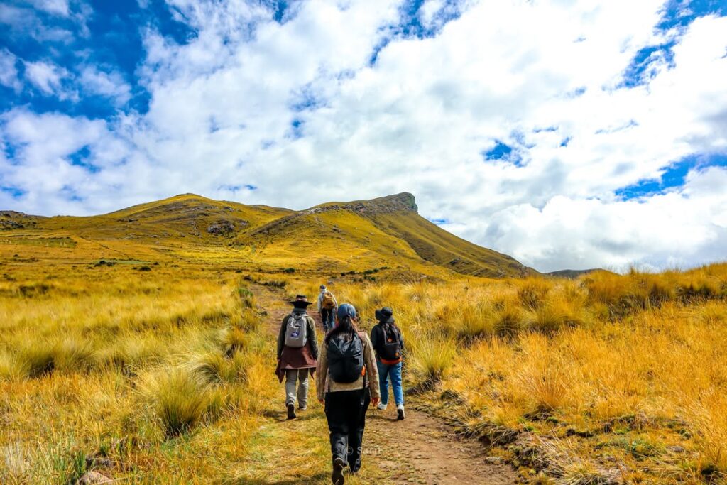 Apus: The Sacred Mountains of Peru 23 hike to Apu Mama Simona