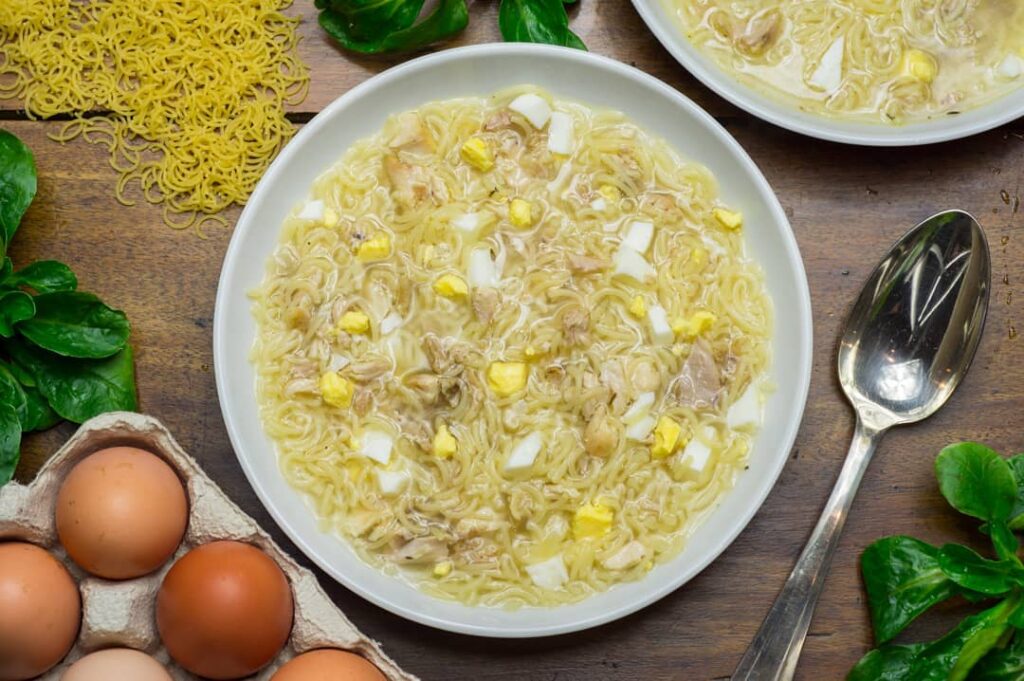 The Best Foods to Eat While Hiking: Fuel Your Adventure 12 instant soup