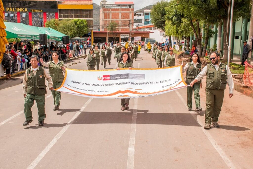 45th Anniversary of the Historic Sanctuary of Machu Picchu 4 Sernanp team parade