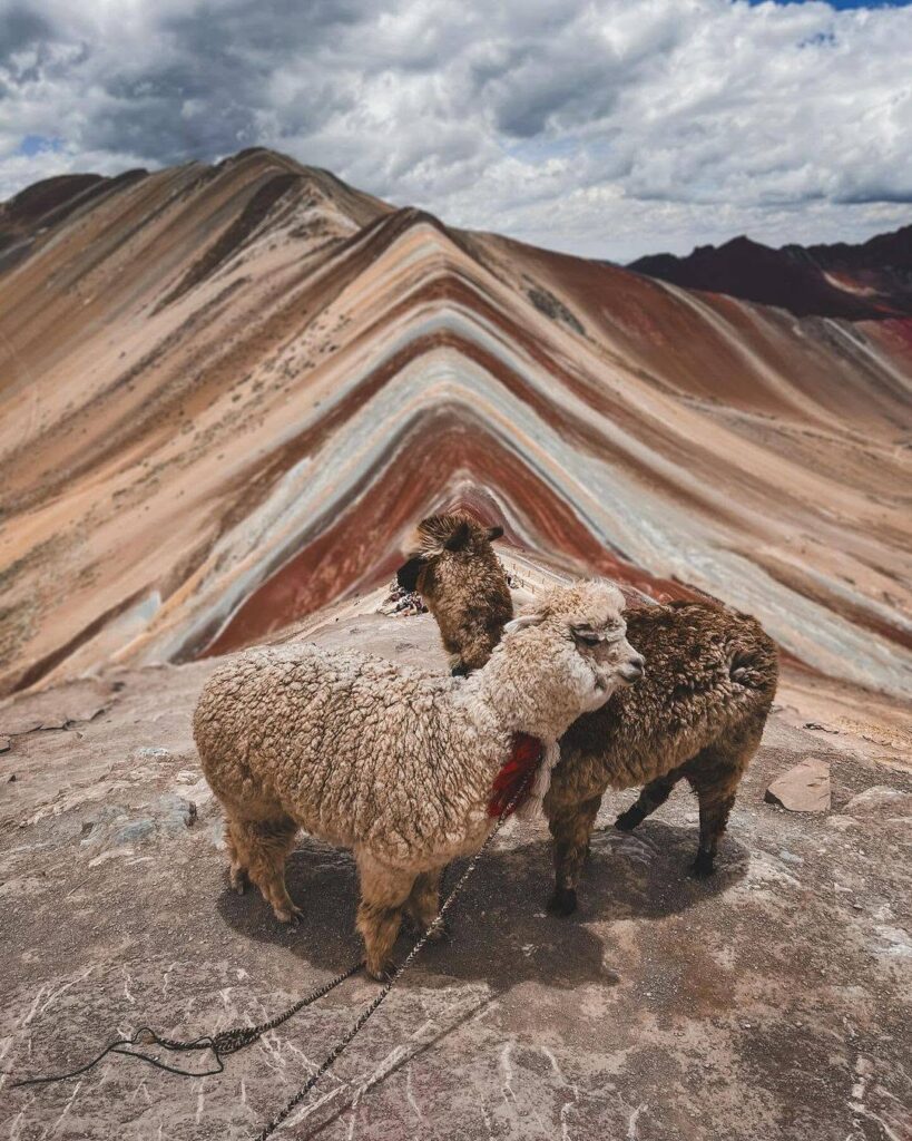 Rainbow Mountains in Peru: Everything You Need to Know 5 Vinicunca Rainbow Mountain