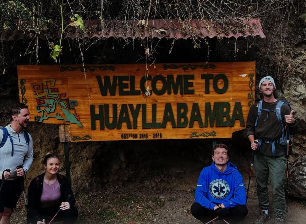 Entrance to Wayllabamba