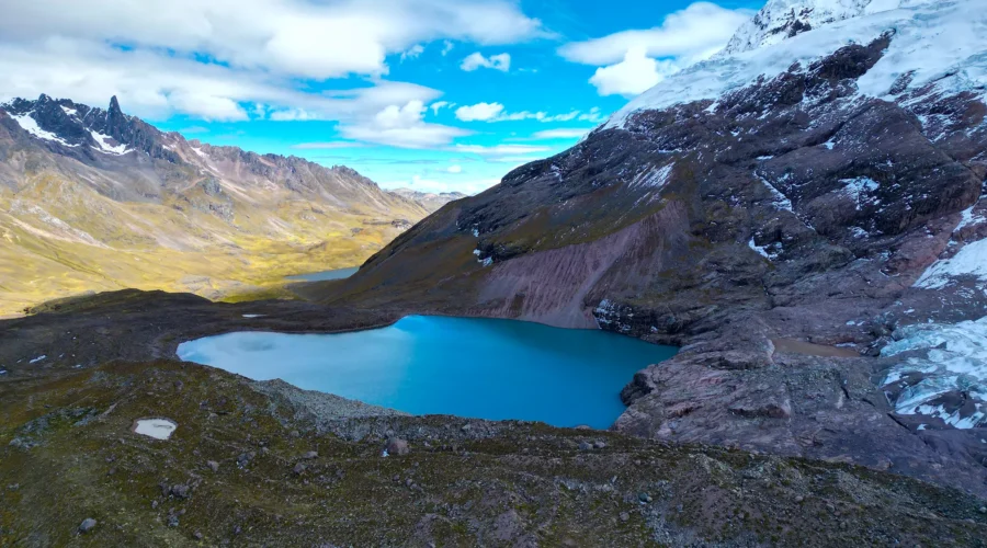 Ausangate Glacier and Lakes Full Day Hike