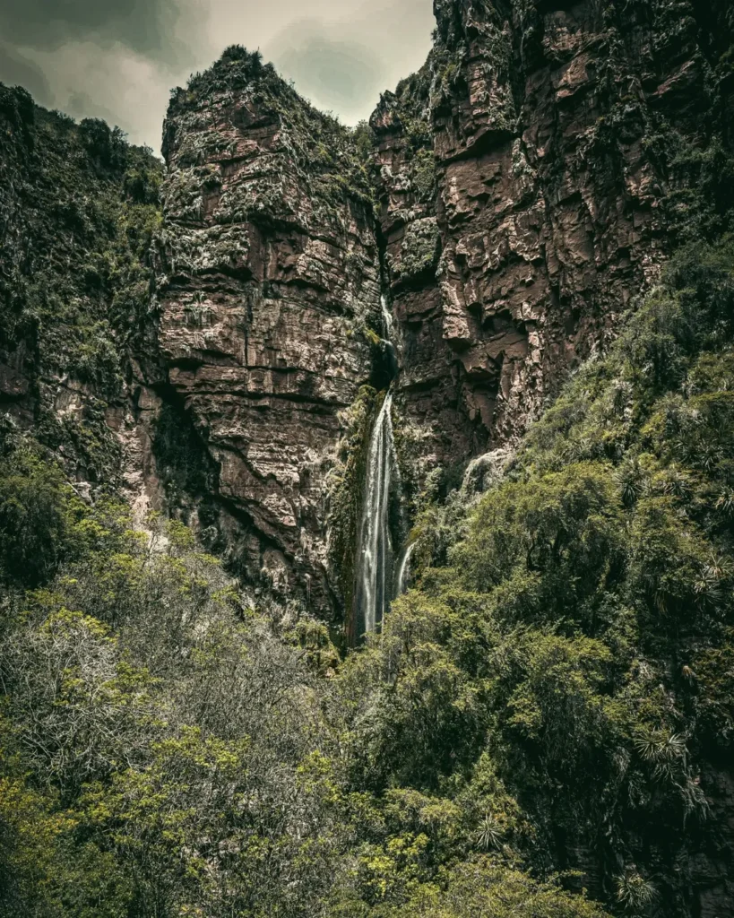 Ancascocha Trek: The Hidden Gem Trail to Machu Picchu 2 Perolniyoc waterfall - Cusco, Perú